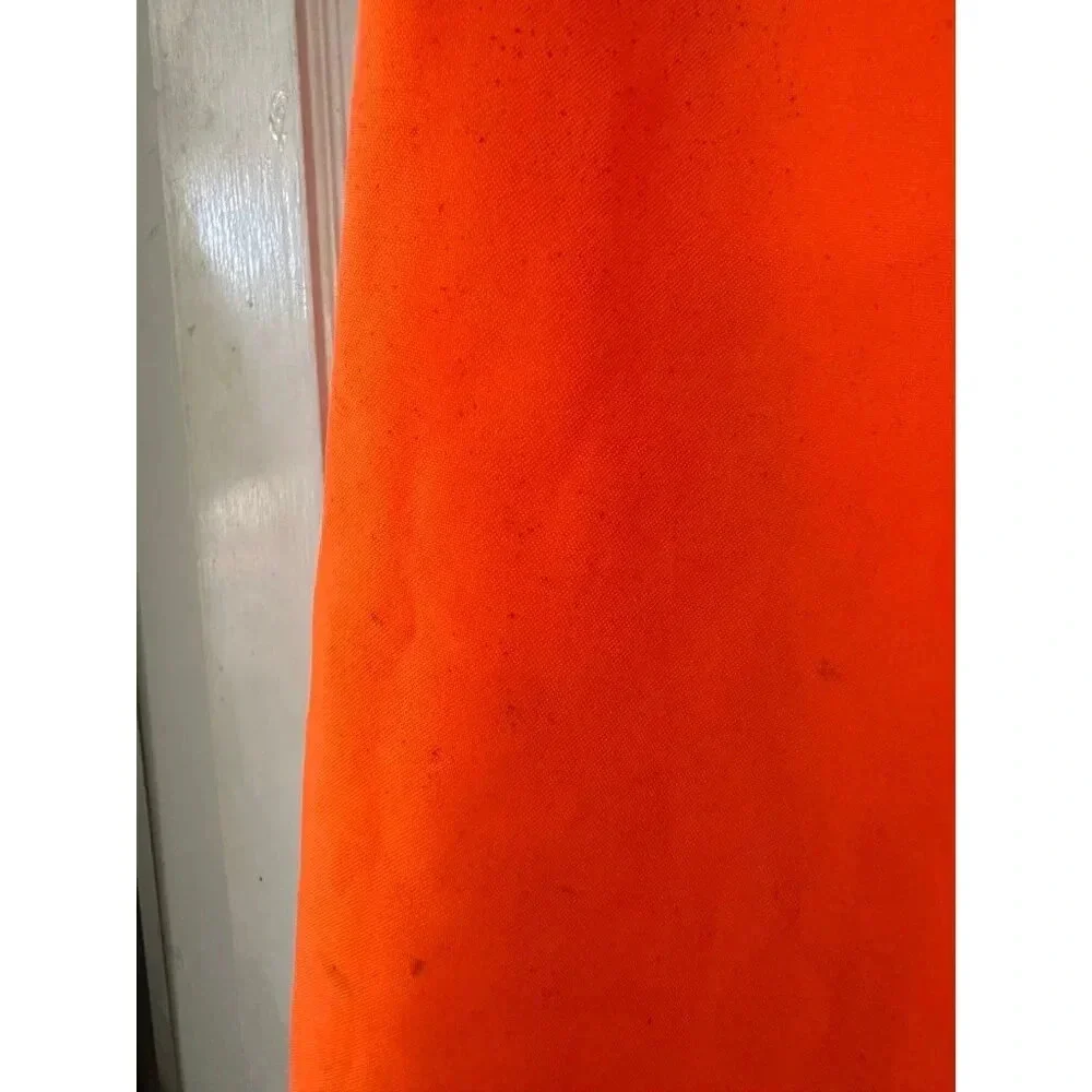 Men’s size large orange safety vest